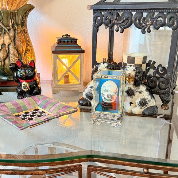 Vintage Oriental Hand Painted Egg in Glass Case - Picture 14 of 16